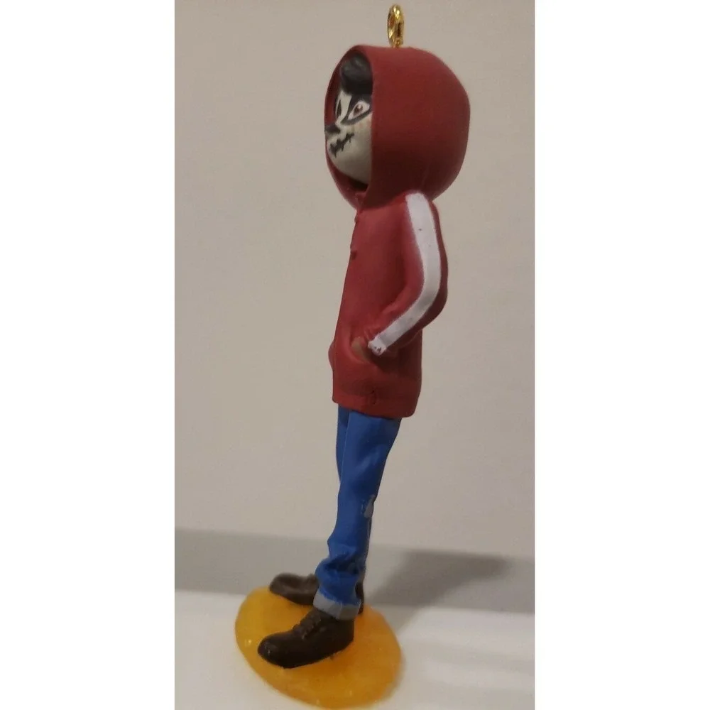 MIGUEL LAND OF THE‎ DEAD from Coco Figurine Holiday Christmas Tree Ornament C-16